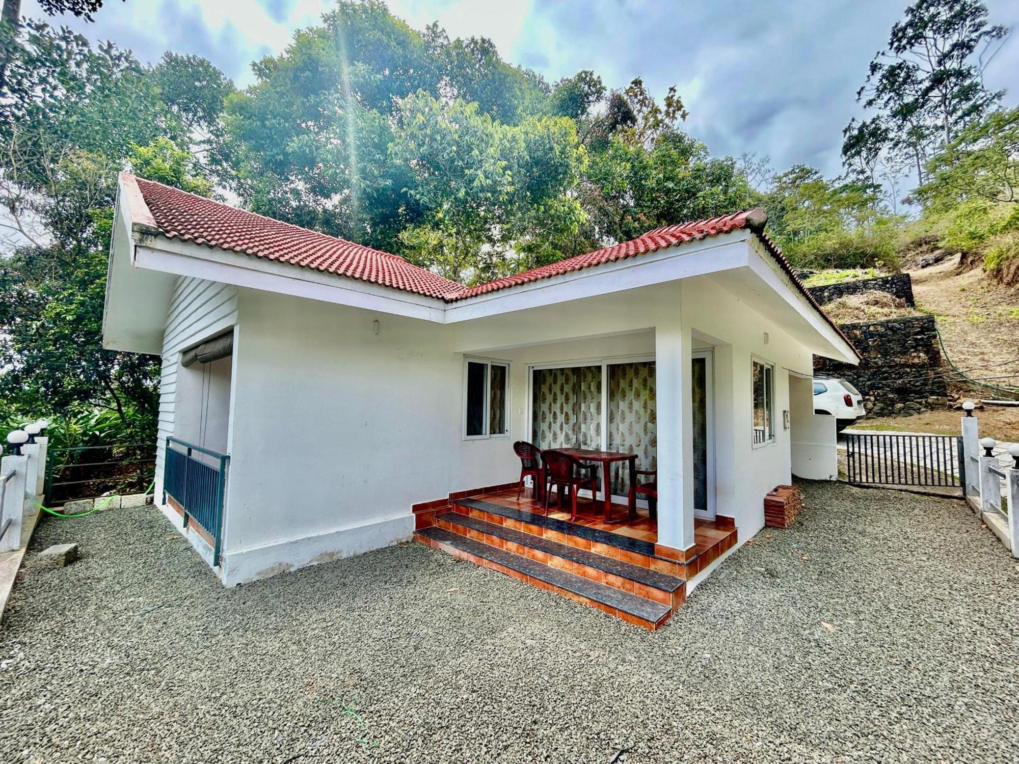 Misty Heights Peermade - Private Mountain Villa Retreat Vandiperiyār Zewnętrze zdjęcie